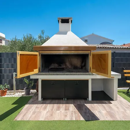 For Families With Children - 23859 * Trogir