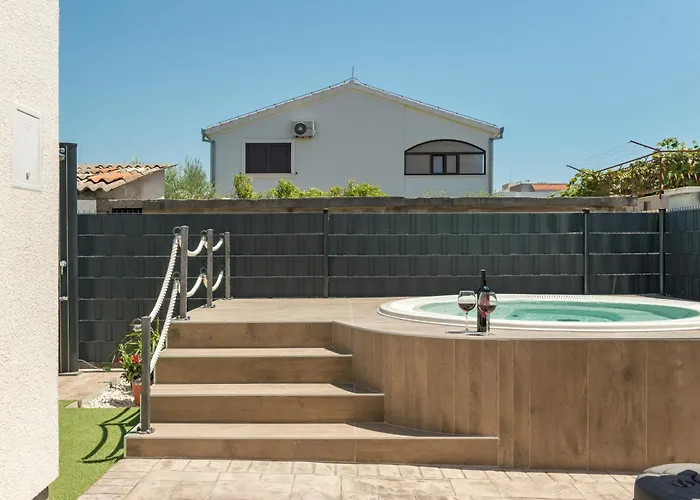For Families With Children - 23859 Trogir