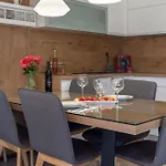 公寓 For Families With Children - 23859 特罗吉尔