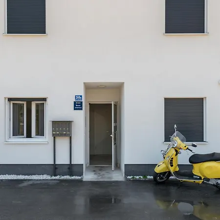 For Families With Children - 23859 * Trogir