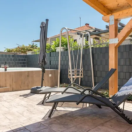 For Families With Children - 23859 Trogir