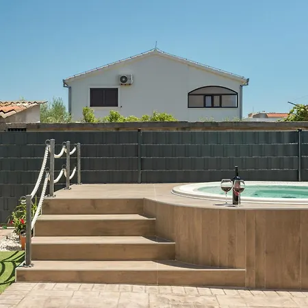 For Families With Children - 23859 Trogir